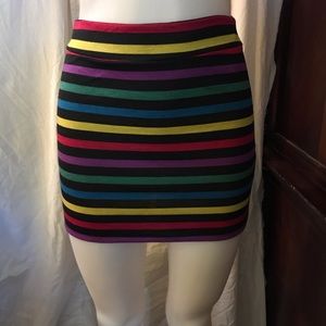 🆕 Finesse Multi Colors Mini Skirt-Large